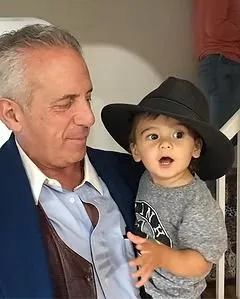 Prenatal chiropractic care for expecting mothers